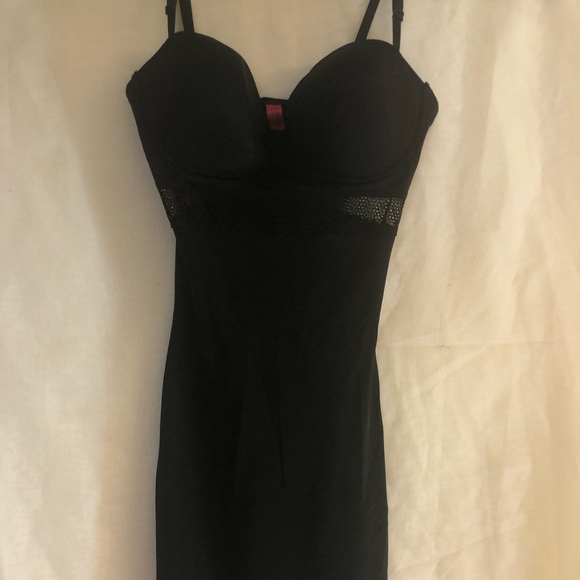 Sexy (Never Worn!) Women’s Slip - Picture 3 of 3